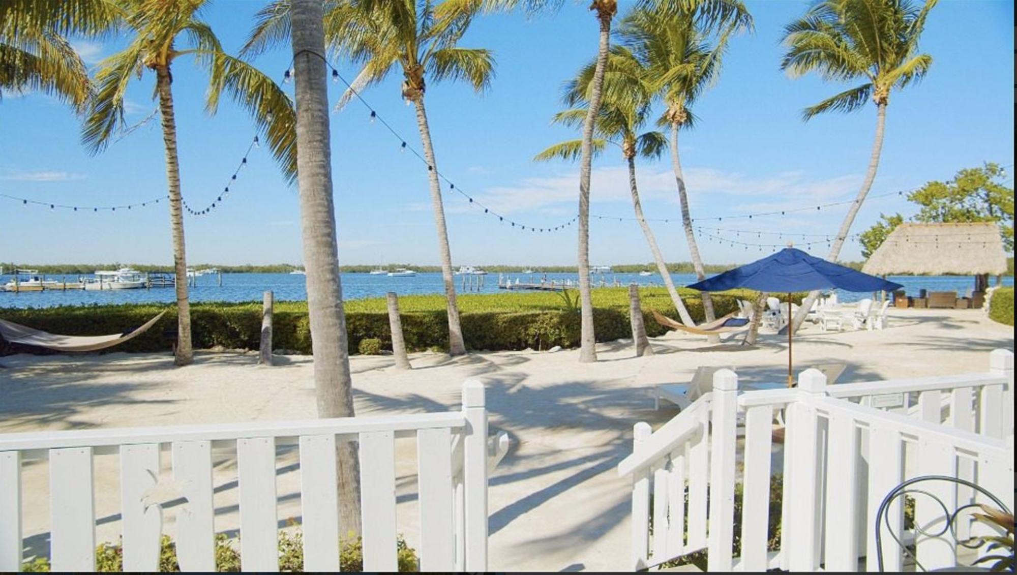 Coconut Palm Inn Tavernier Bilik gambar